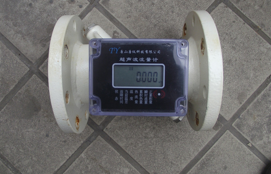 Industrietyp Ultraschallströmungsmesser mit mittlerem Wasser, Rohrgröße DN15mm zu DN6000mm
